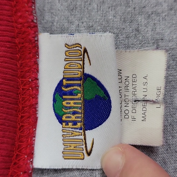 Vtg Universal Studios T2 Terminator 2 3D Sleeveless Muscle Shirt Size Large - Picture 2 of 6